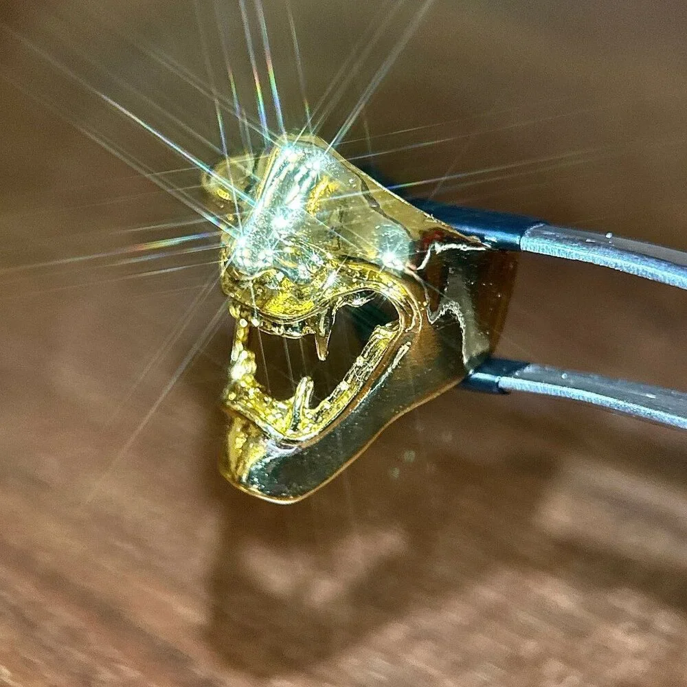 Good Open‎ Back Mask Fang Ring